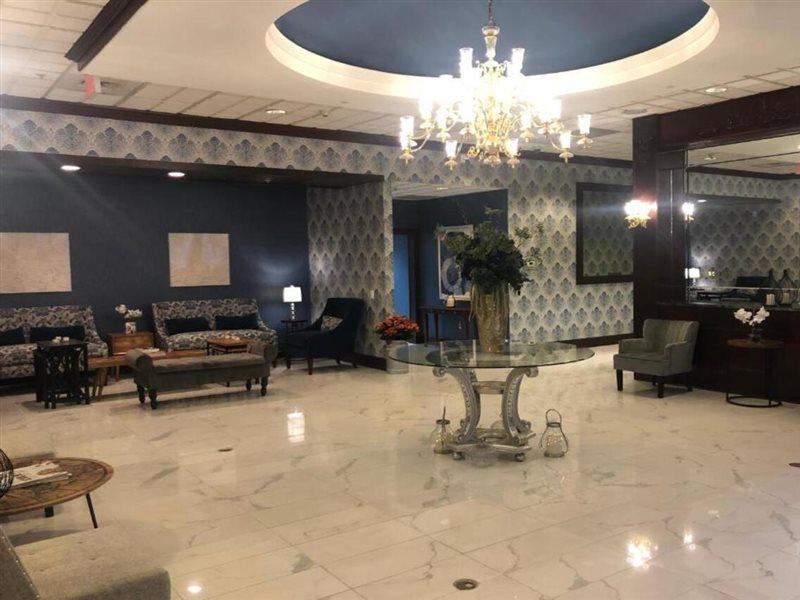 Clarion Hotel & Suites University-Shippensburg Buitenkant foto